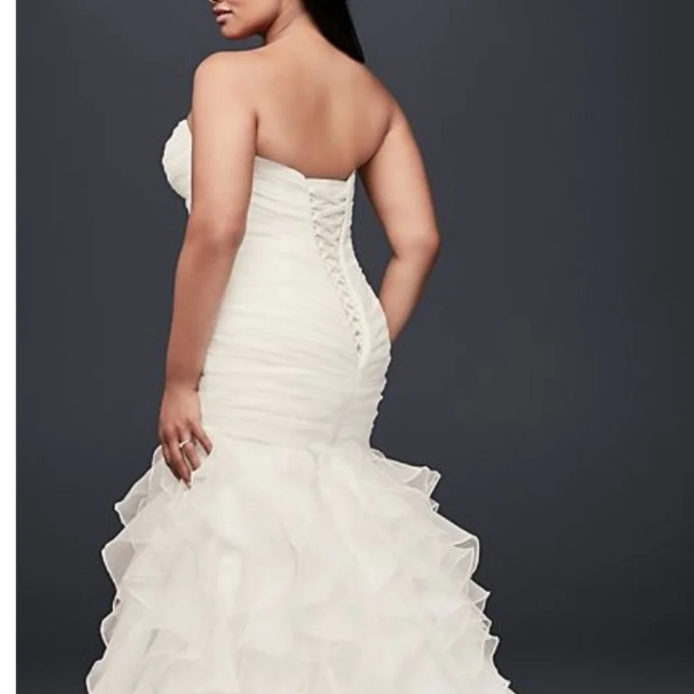 Wedding Dess - Picture 2 of 7